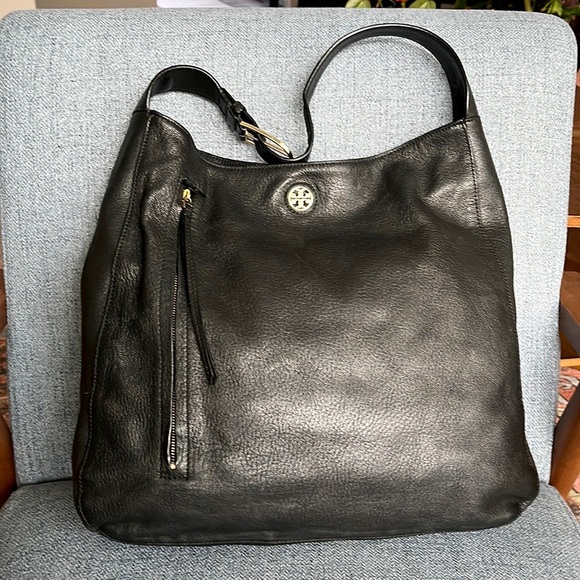 Tory Burch Handbags - Tory Burch Leather Black Hobo Bag